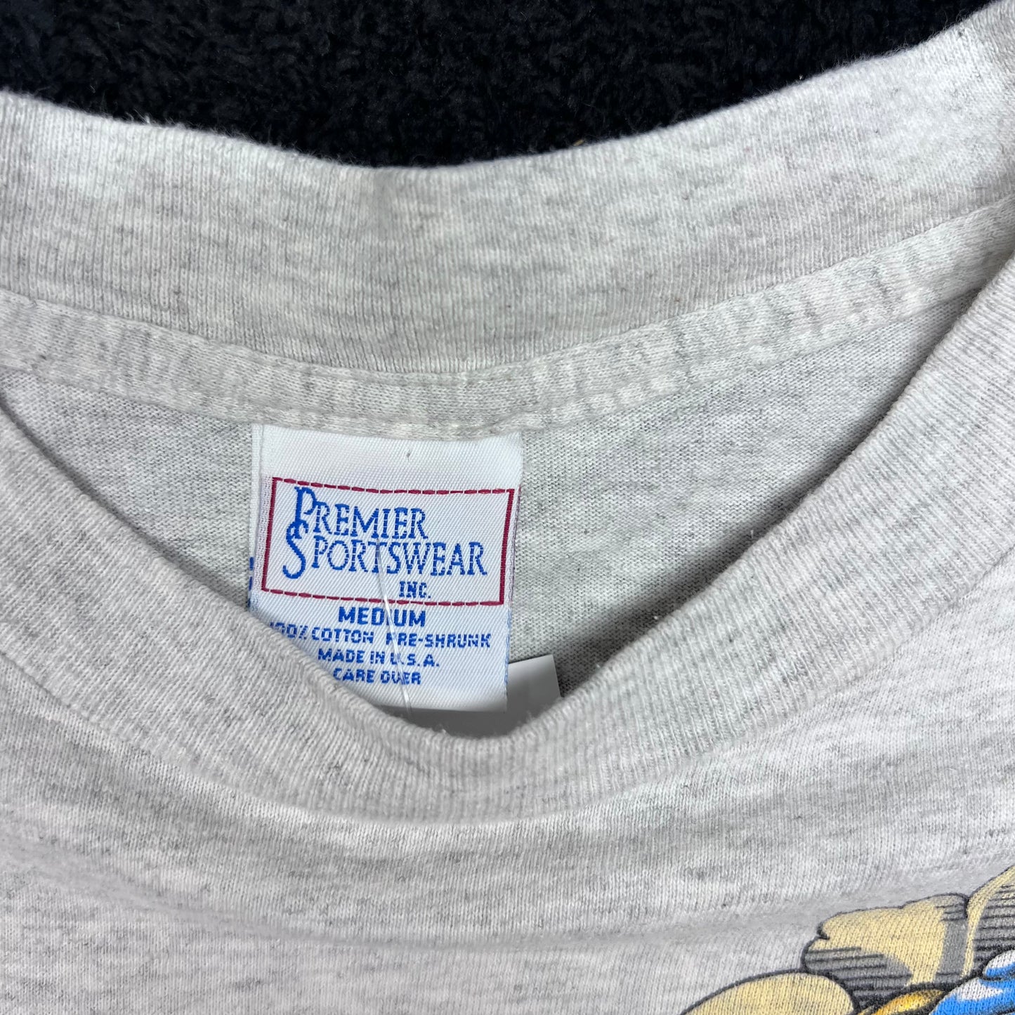 Vintage 90s Capitol Graphics University Of North Carolina Tar Heels Ribbon Tee M