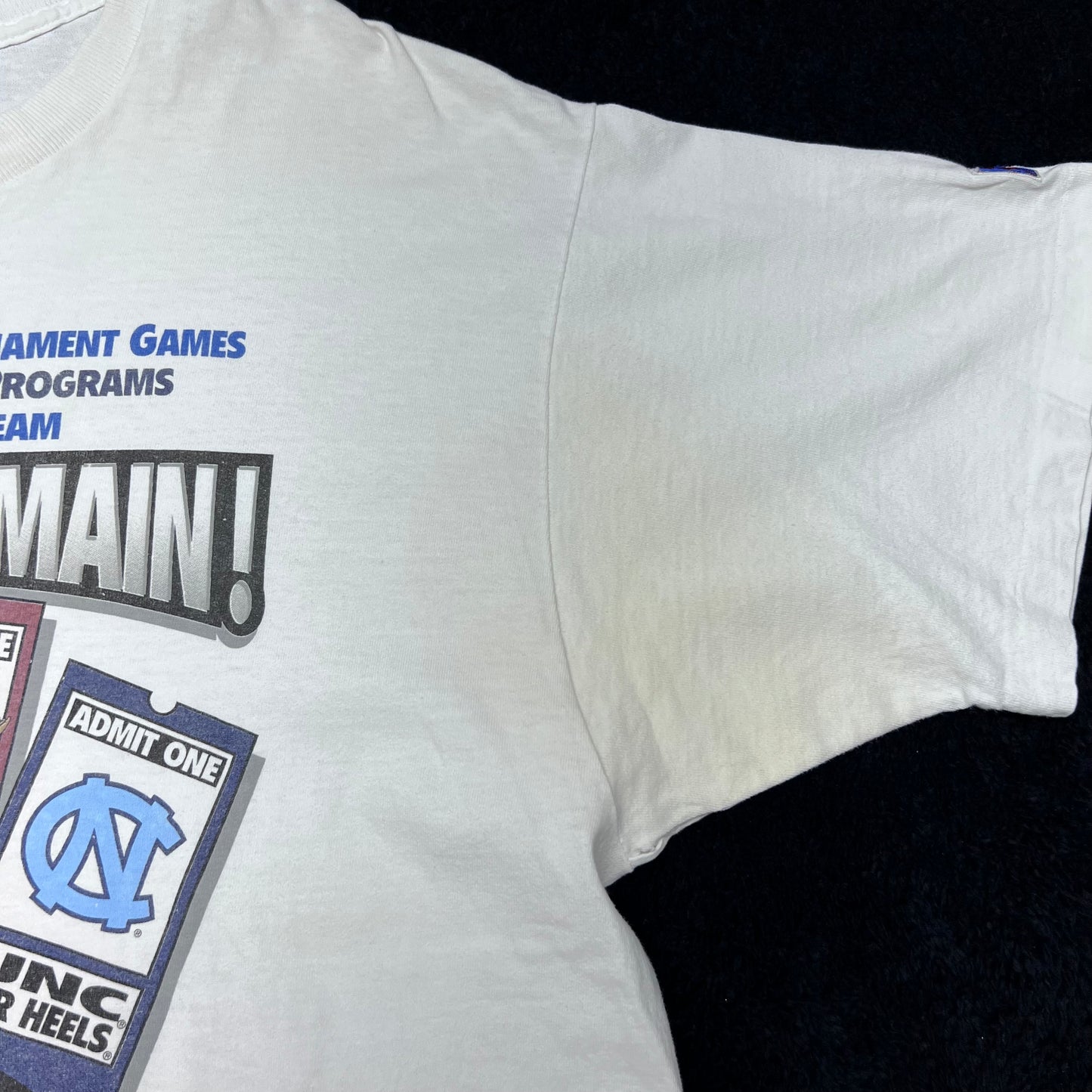 Vintage 90s Pro Player “Only Four Remains” North Carolina Tar Heels Ticket Tee XL
