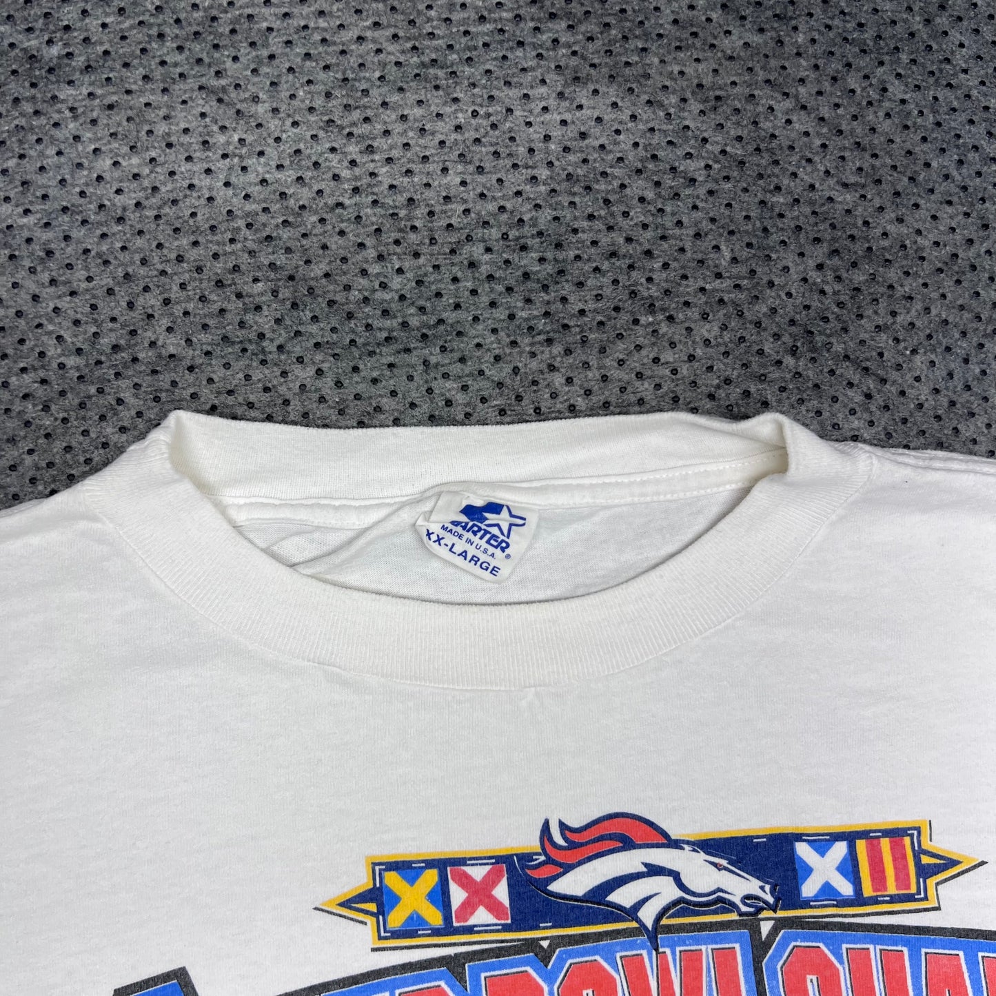 Vintage 90s Starter Denver Broncos Super Bowl Champions Team Photo Tee XXL