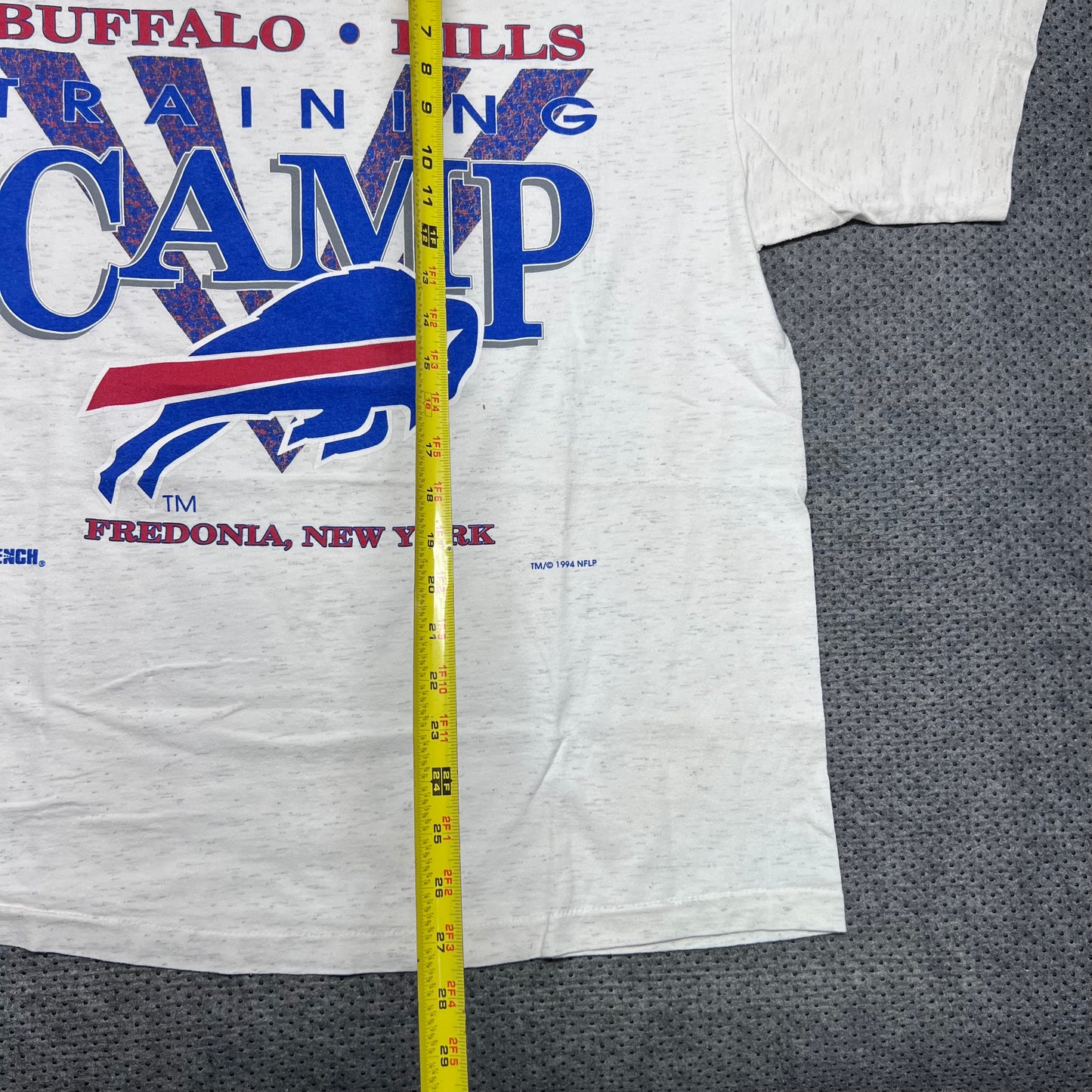 Vintage 1994 Trench Buffalo Bills Training Camp Football Tee XL