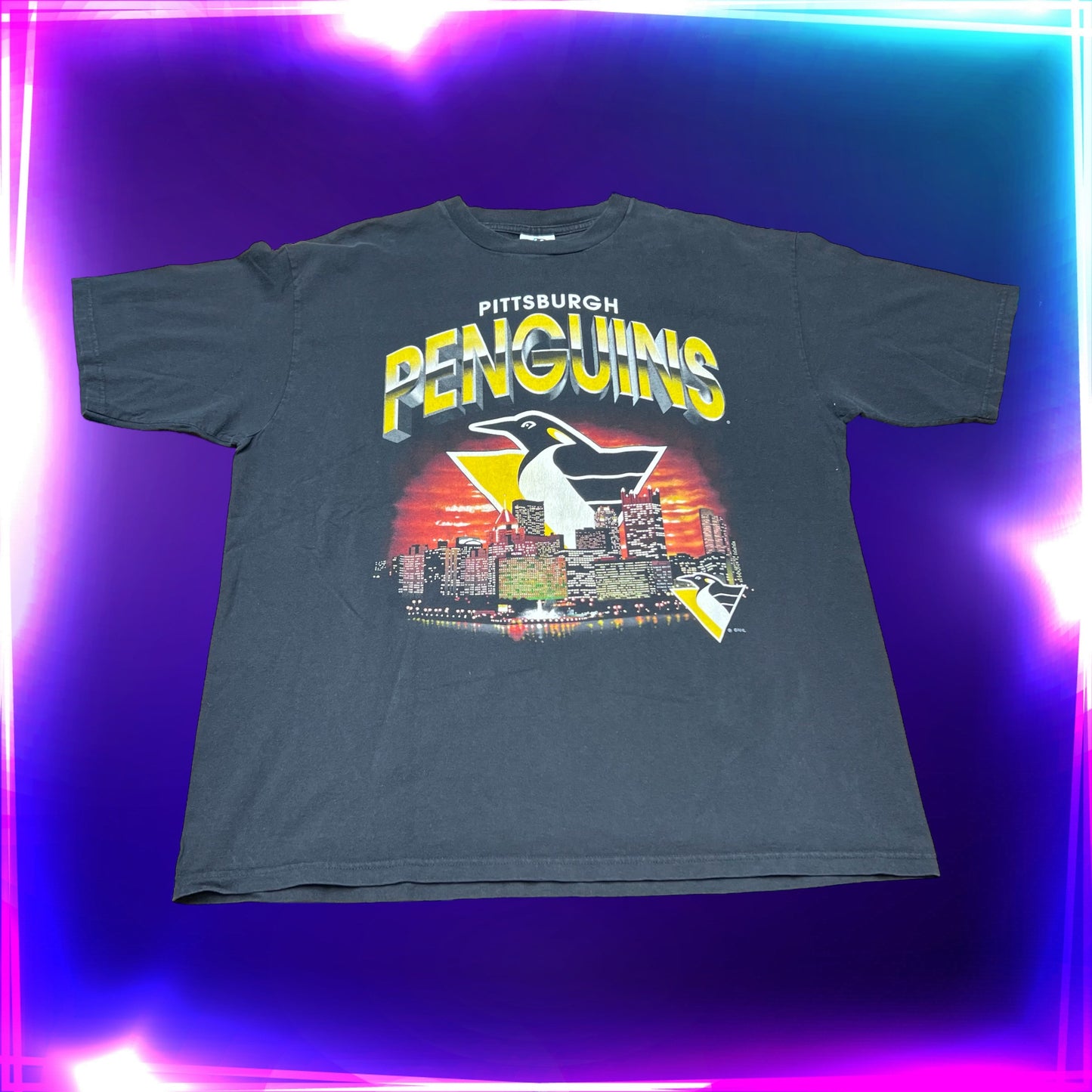 Vintage 90s Pittsburgh Penguins City Front Tee