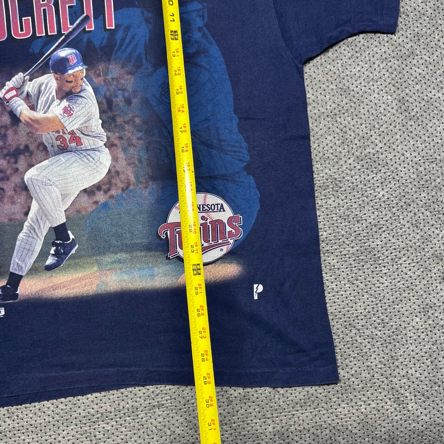 Vintage 1996 Pro Player Minnesota Twins Kirby Puckett Baseball Player Tee L