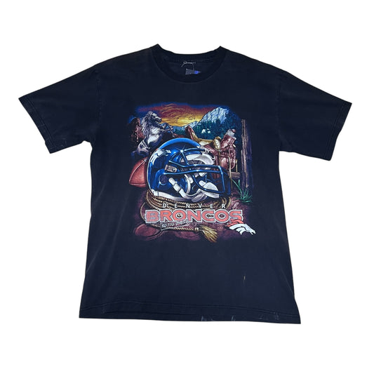 Vintage 00s NFL Denver Broncos “Home Field Advantage” Football Helmet Tee L