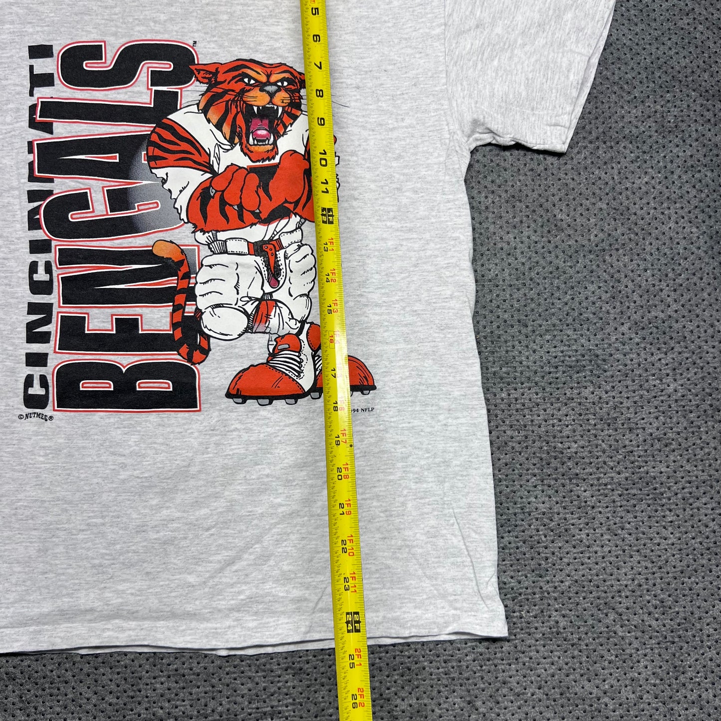 Vintage 1994 Nutmeg Cincinnati Bengals Mascot Breakthrough Tee L
