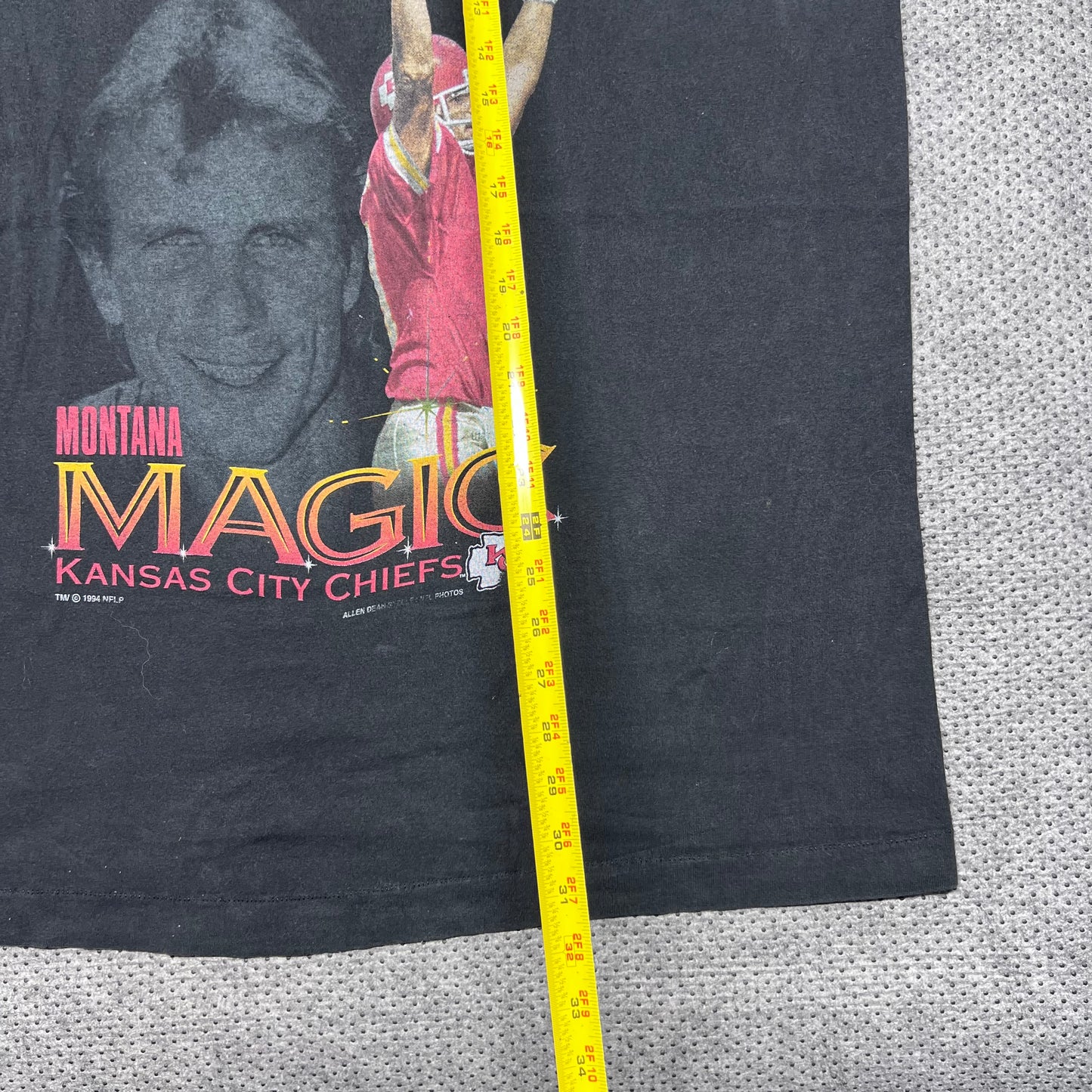 Vintage 1994 Salem Kansas City Chiefs Joe Magic Montana Player Tee XL
