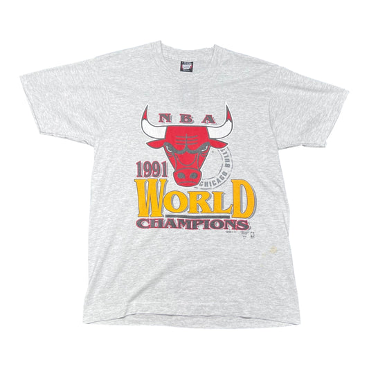 Vintage 1991 Trench World Champions Chicago Bulls Basketball Tee L