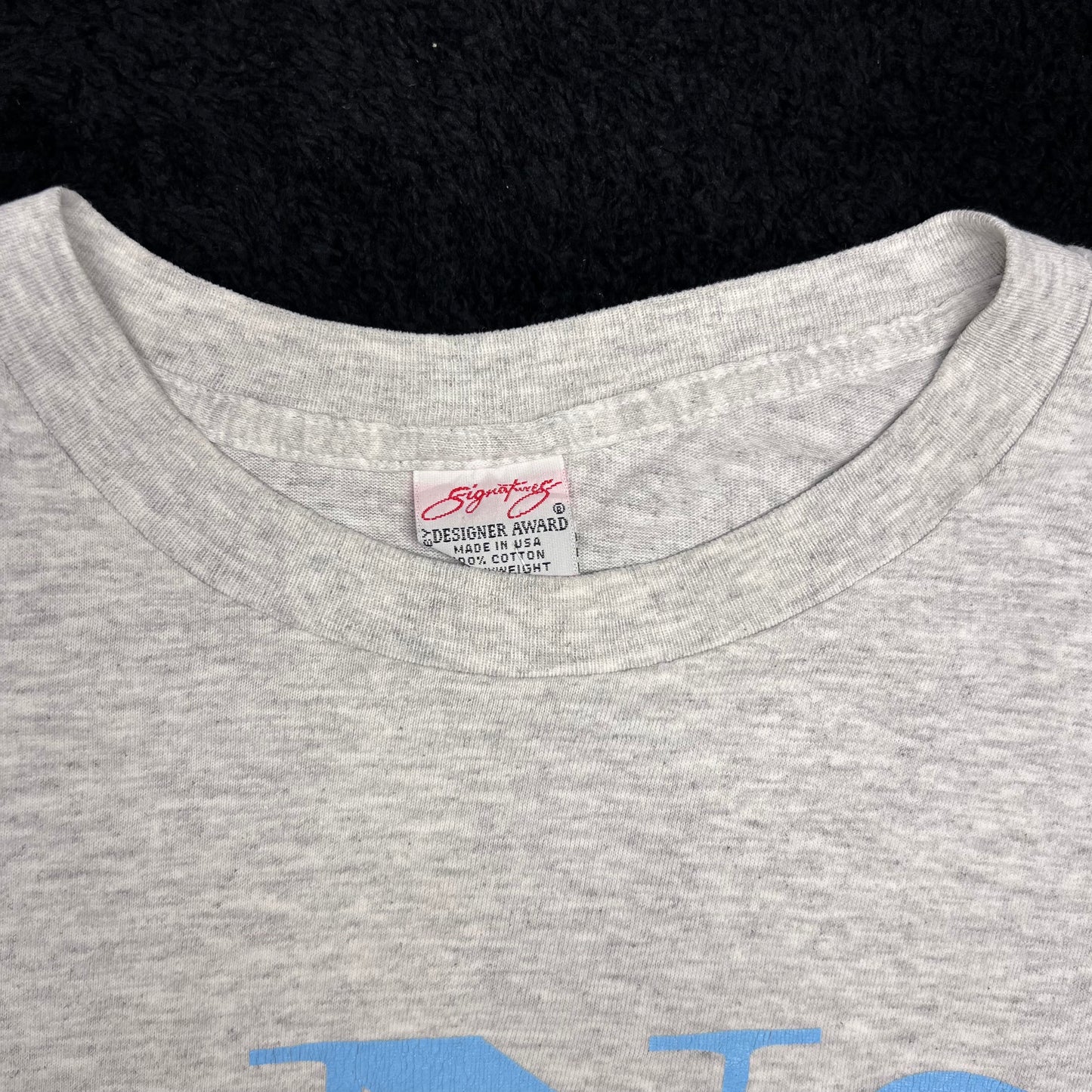 Vintage 90s Signature Tag North Carolina Tar Heels Center Logo Tee XL