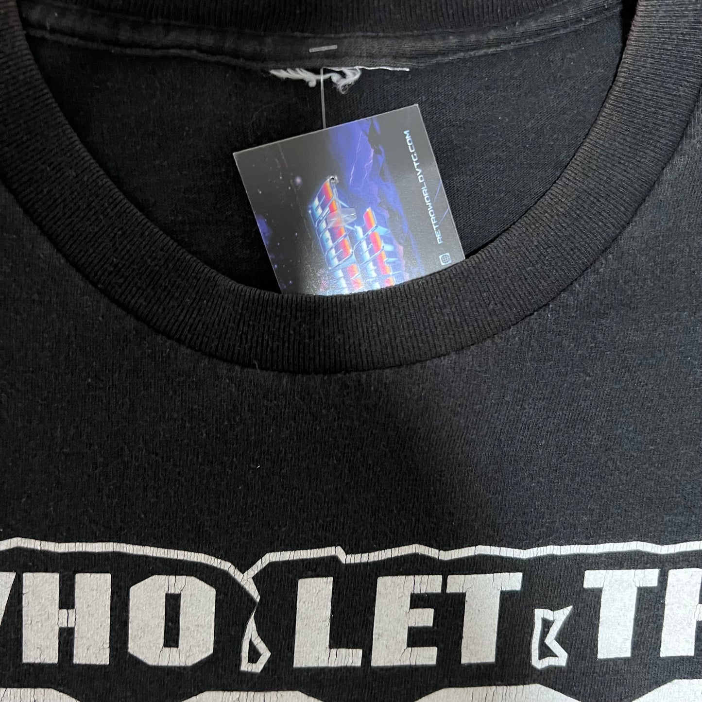 Vintage 2000 NFL Philadelphia Eagles “Who Let The Dogs Out” Football Players Tee L