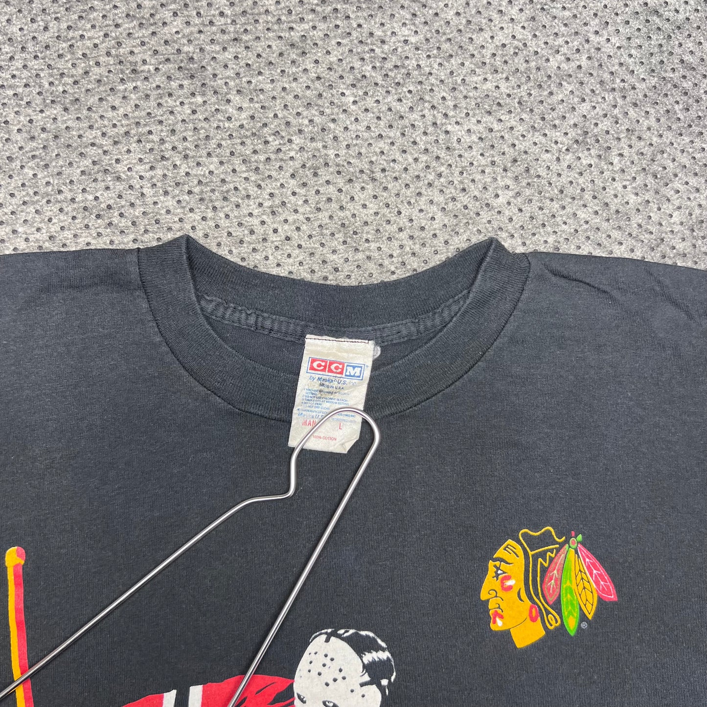 Vintage 90s CCM Chicago Blackhawks Hockey Goalie Wraparound Tee L
